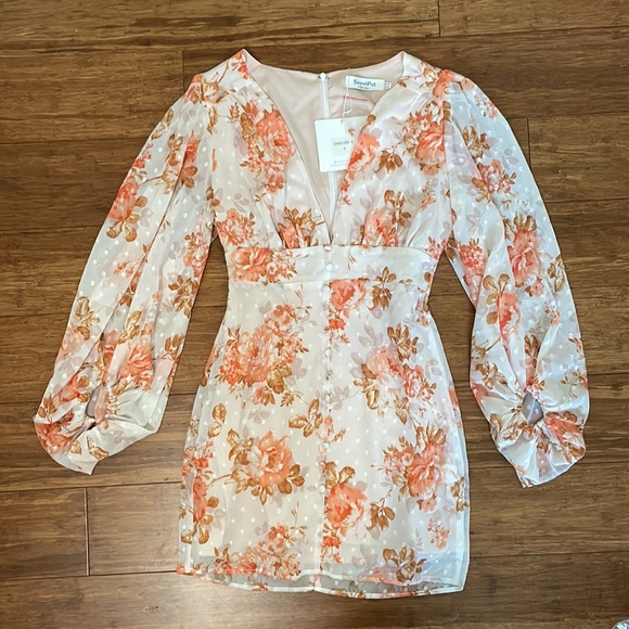 Hello Molly I Bloom For You Dress XS White Orange Mini Dress NWT - Picture 6 of 6